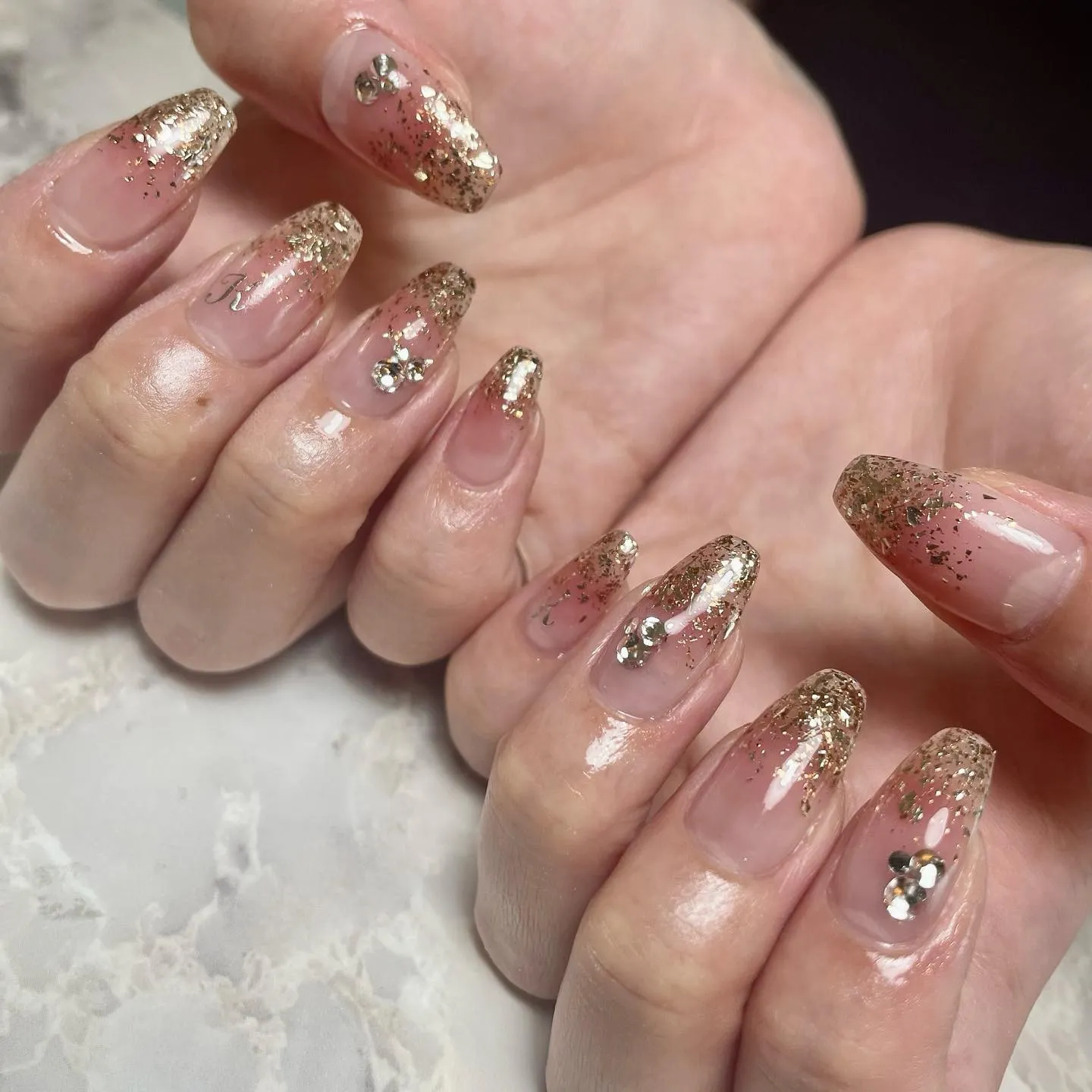チークキラキラ💅⁡